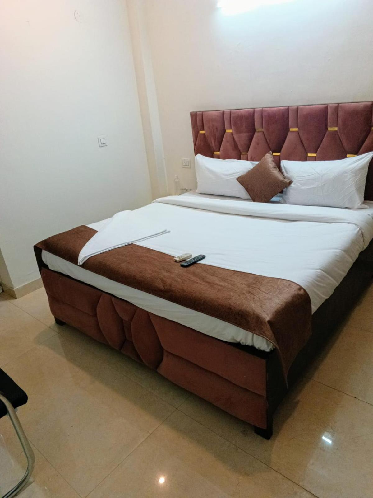 Soooper Hotel Gurgaon Exterior photo