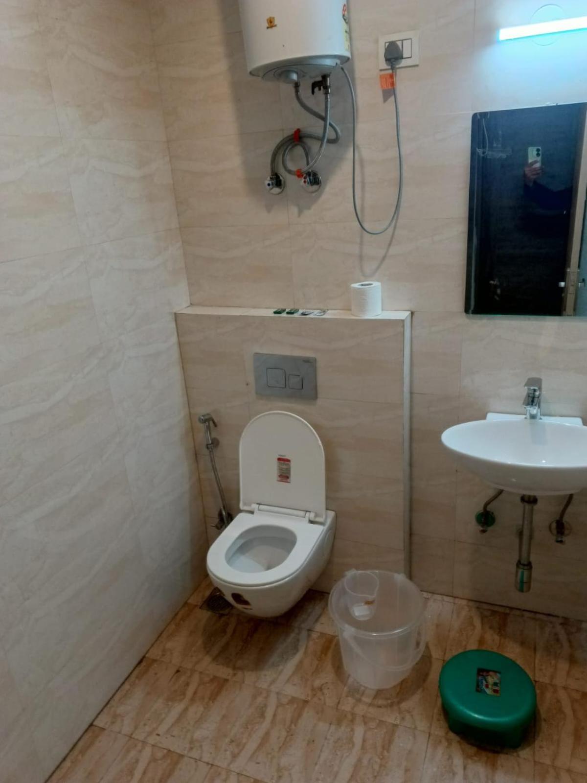 Soooper Hotel Gurgaon Exterior photo